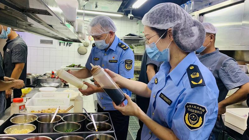干锅底料的秘籍：揭秘正宗做法的关键要素**