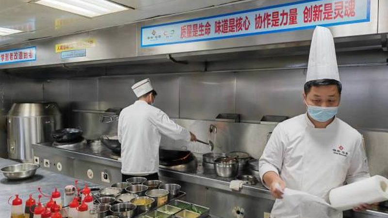 食品代工：揭秘起订量与费用明细**