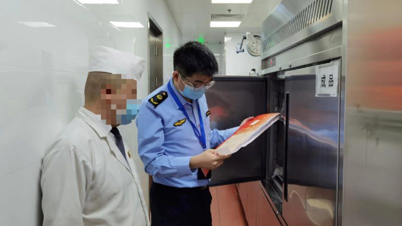贵州酸汤火锅底料批发，为什么源头厂家比中间商更值得谈