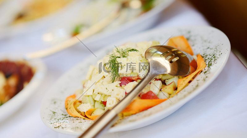 系统选型：关注核心功能与兼容性